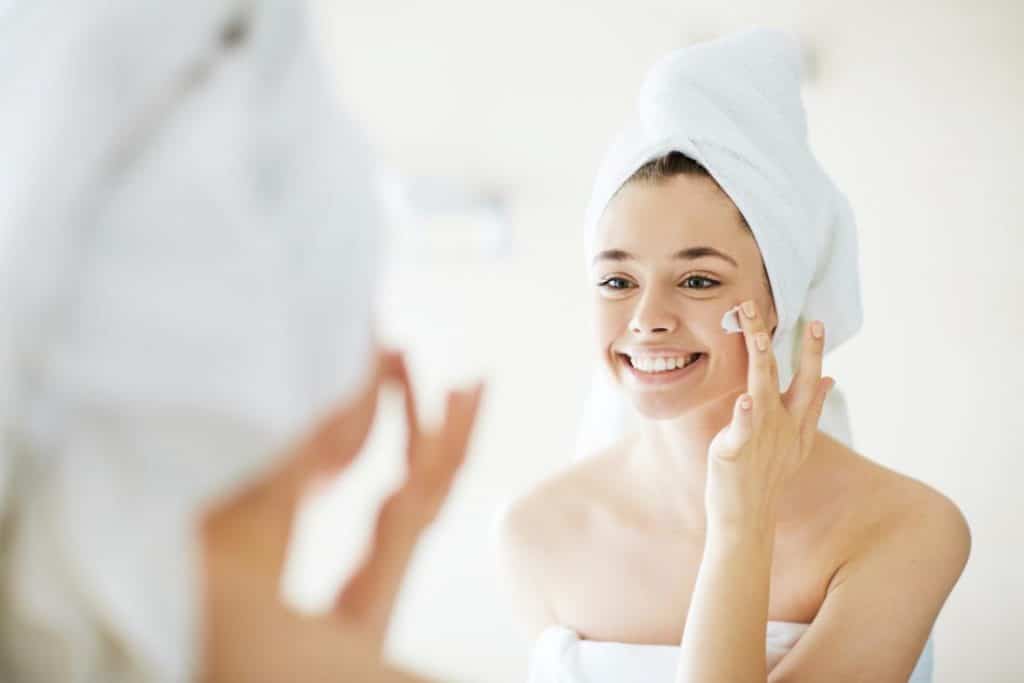 crema viso pelle mista e sensibile