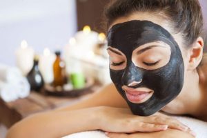 maschera argilla nera