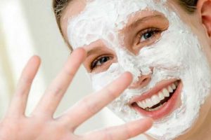 Maschera Viso Per Brufoli E Punti Neri