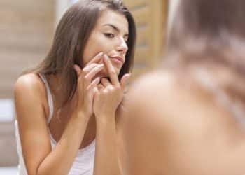 punti neri dentifricio